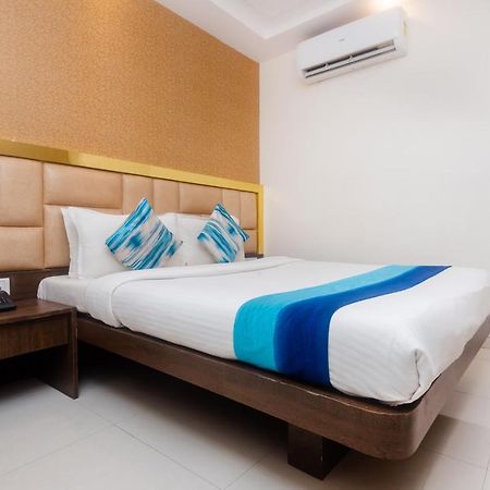 Hotel Prime Residency Mumbai Exterior photo
